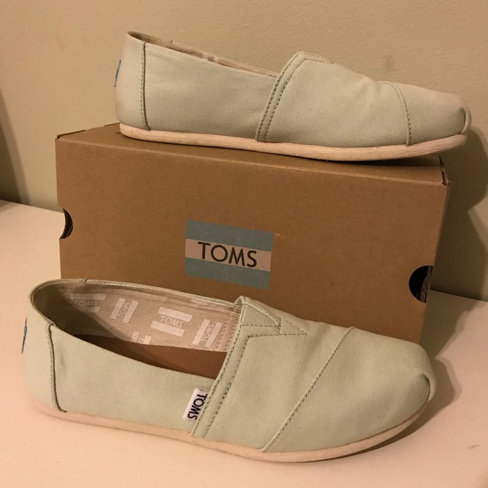 Mint Green Toms